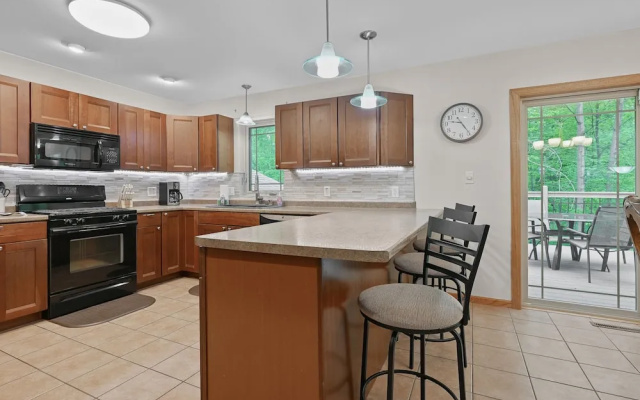 Woodland Escape - Upper Suite