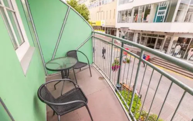 Akureyri Downtown Apartments Hafnarstræti 100