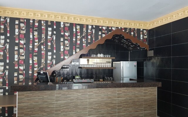 De Kpmj Boutique Hotel