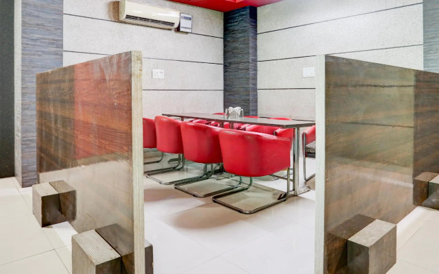 M2 Hotel & Restaurant