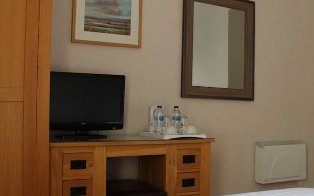 Ashley Hotel