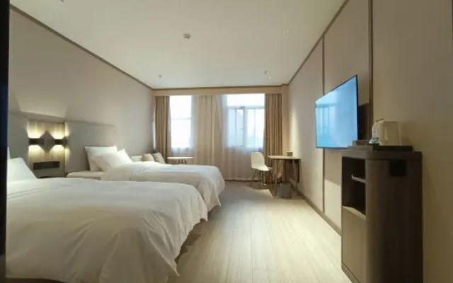 HanTing Hotel (Rugao Changjiang Town Guangze Road)