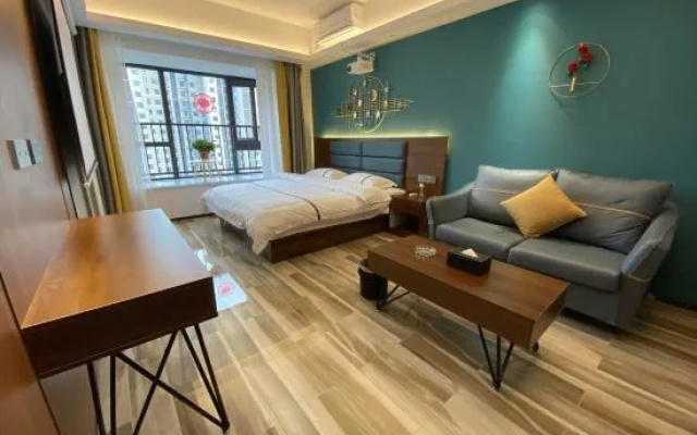 Bian · Light Luxury Hotel (See Mingzhu Store, Wanda Zhengshang Apartment, No.2, Zhengzhou) – Guest Rooms – Zhengzhou