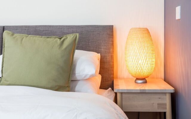 Cozy Coastal Getaway