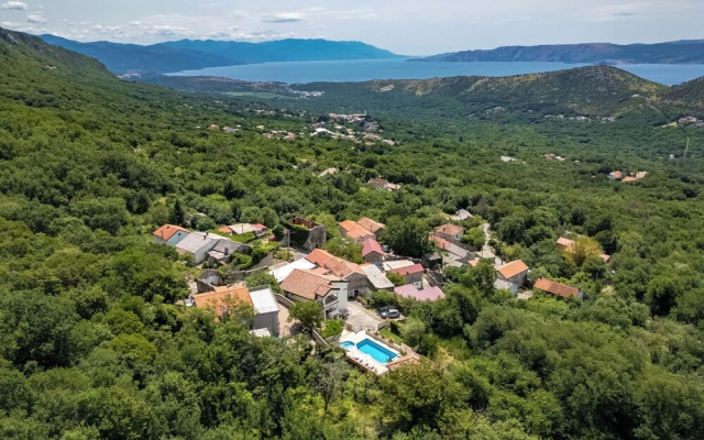Villa Anna With Private Pool And Garden
