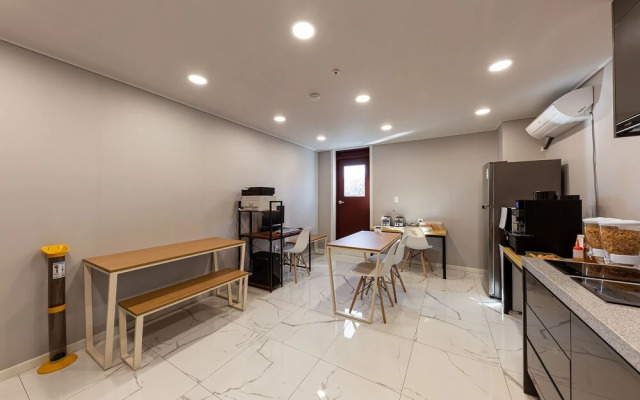 Cheongju Teemer Inn Hotel