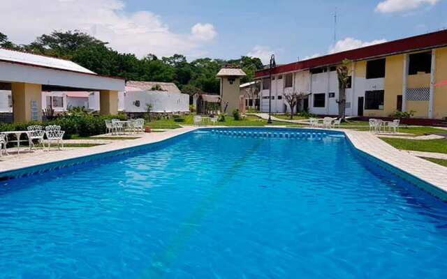 Hotel Villas Kin-Ha