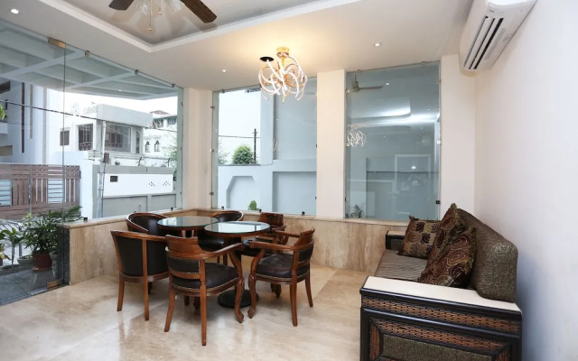 OYO 15384 Hotel New anand palace