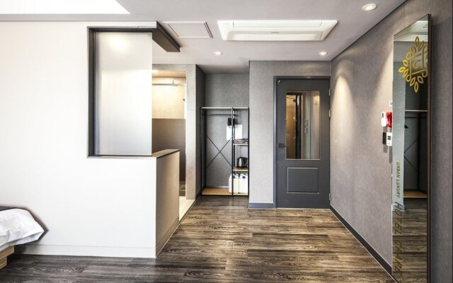 Hotel Crape Gyeongsan