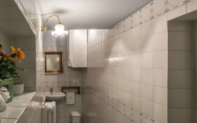 Attractive Apartment in Typical Tuscan Style