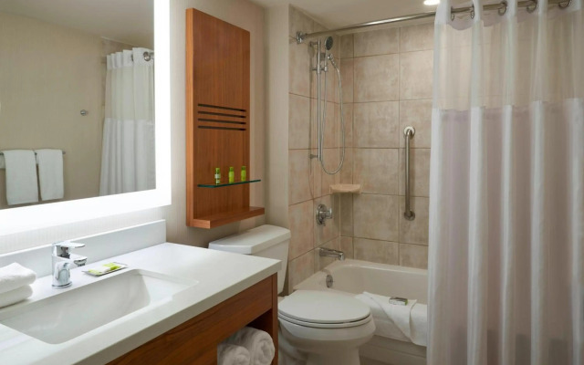 Delta Hotels by Marriott Toronto Airport & Conference Centre