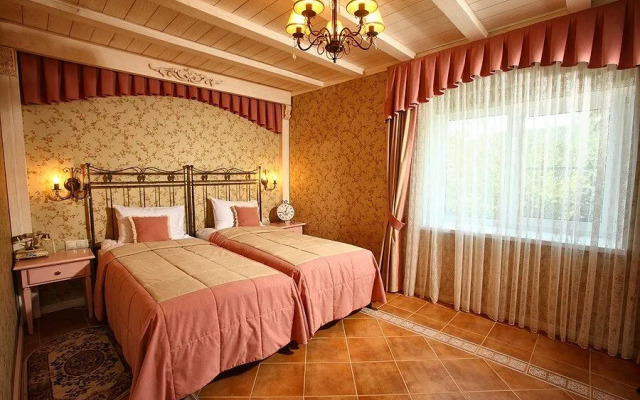 Отель Империал & Champagne-spa