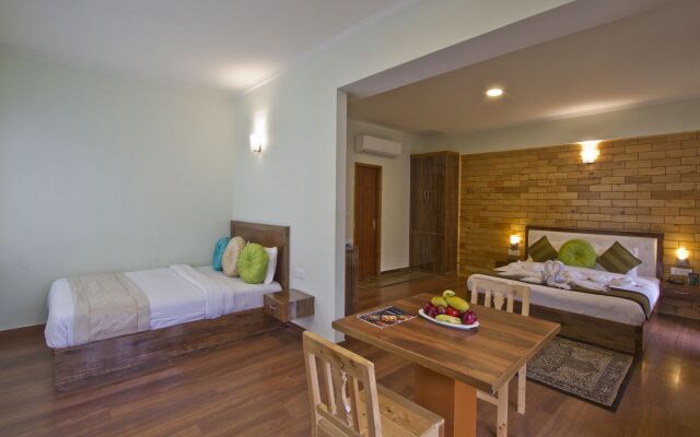 Snow Flakes Resort And Spa Centrally Heated Luxury Resort
