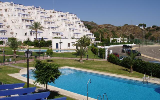 3 Bed Apartment to Rent in Mojacar, Spain