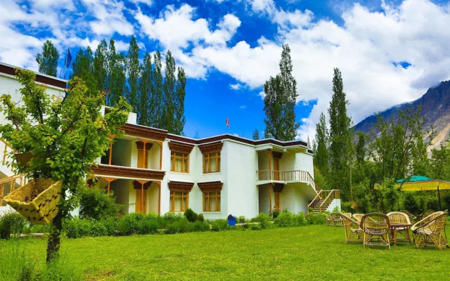 Sand Dunes View Resort