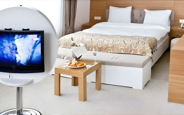 ayvacık Hotel Restoran