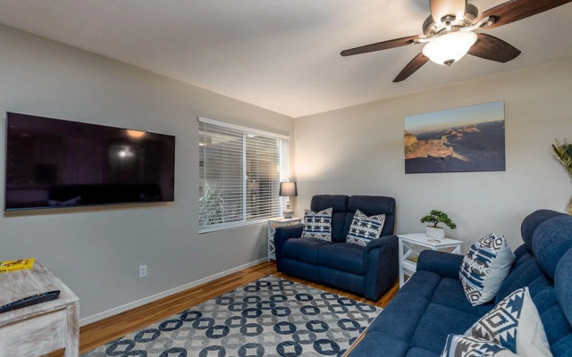 Villa Stone Creek 2 Bedroom Condo by RedAwning
