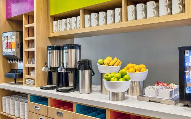 Home2 Suites by Hilton Minneapolis Downtown, MN