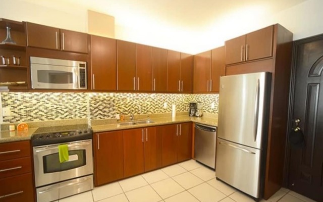 Condo Michel by Villas HK28