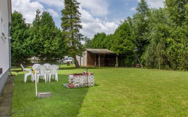 House Leon Balatonmariafurdo