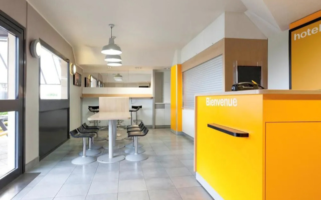 HotelF1 Lille Tourcoing Nord