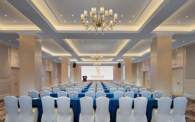 Vienna International Hotel (Luzhou High-speed Railway Station Southwest Trade City) – Business – Luzhou
