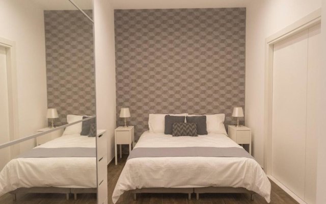 4 bedroom apartment near Sliema seafront