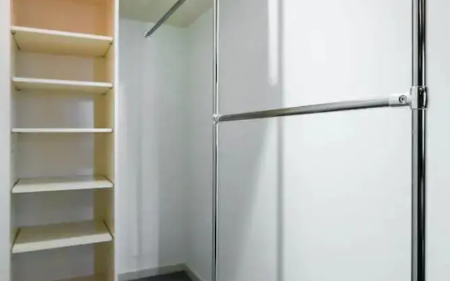 Contemporary 2 bed 2 Bath Islington Apartment