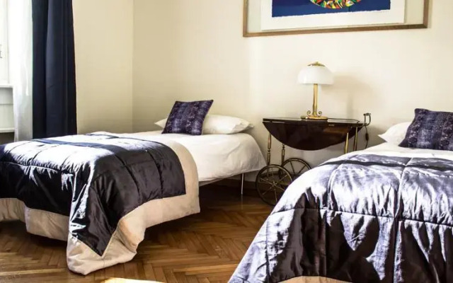 Gae Aulenti Apt