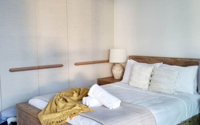 Jewel Apartments by Coastal Letting Co