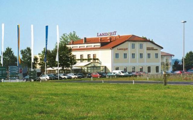 Landzeit Autobahn-Restaurant & Motor-Hotel St.Valentin