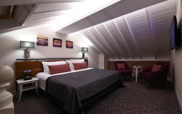 Montania Special Class Hotel