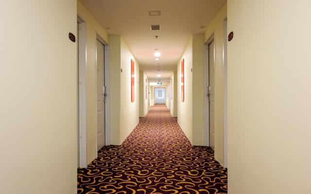 @HOM Hotel Kudus by Horison Group