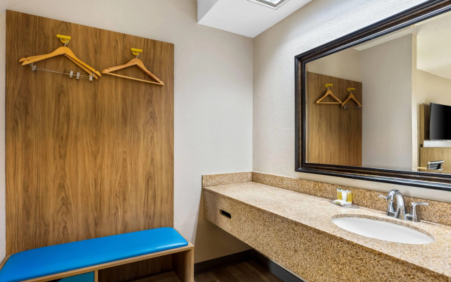 Days Inn by Wyndham Bainbridge