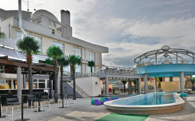 Hotel Bella Nella