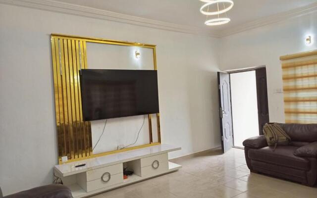 Luxury Two Bedroom In Akala Express Ibadan