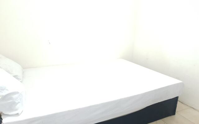 OYO Life 93680 Kost Losawi Syariah