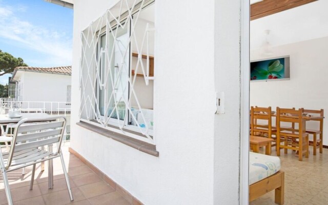 Apartment - 2 Bedrooms with Pool - 107156