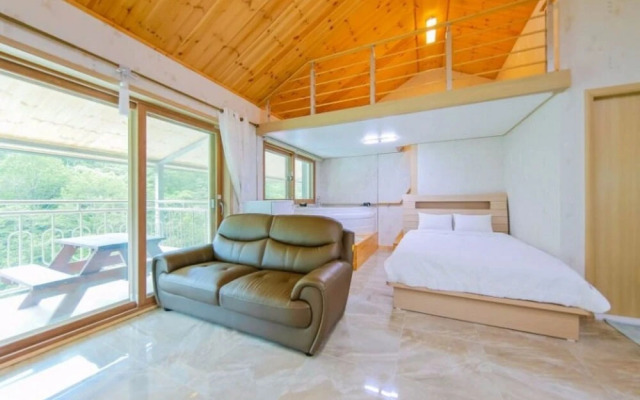 Yangyang Daol Pension