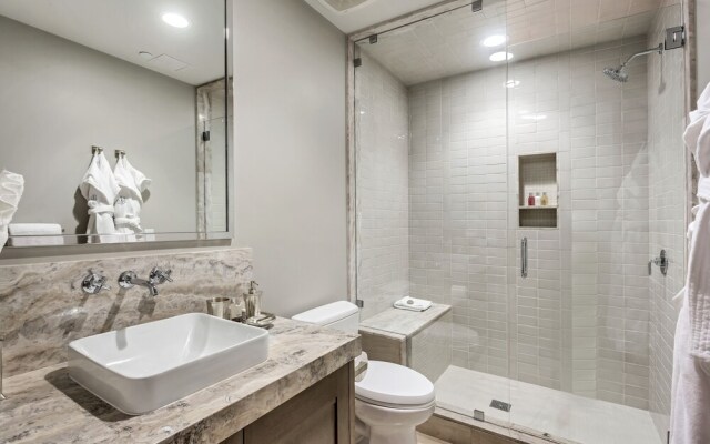 Platinum Two Bedroom 2 Apartment Hotel by RedAwning