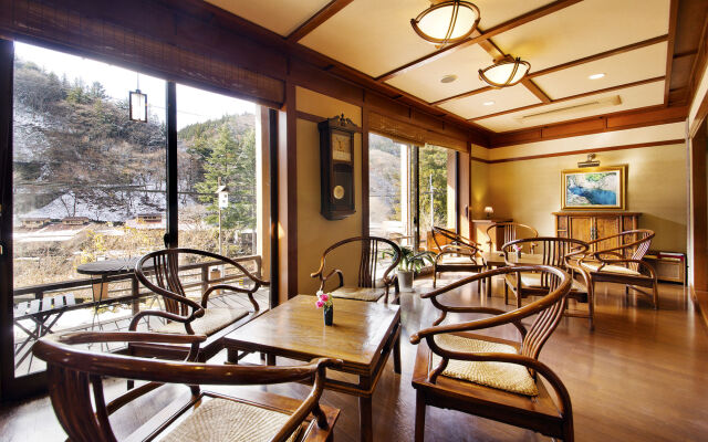 Shima Onsen Kashiwaya Ryokan