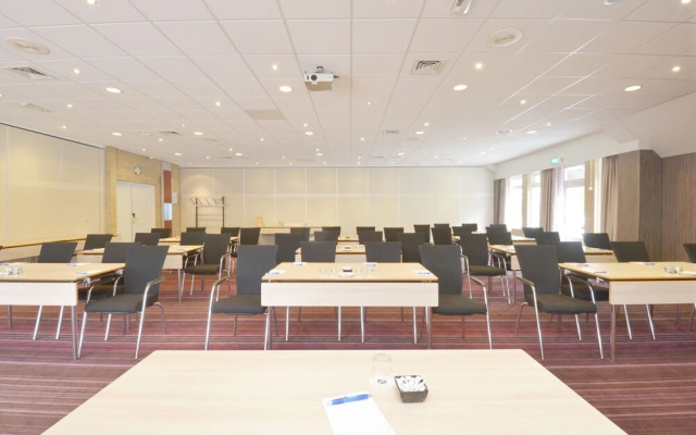 Отель Fletcher Hotel-Restaurant 's-Hertogenbosch