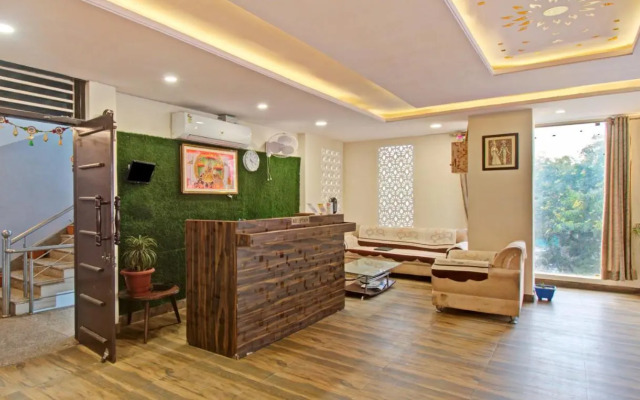 OYO 27787 Hotel Serenity Hideaway