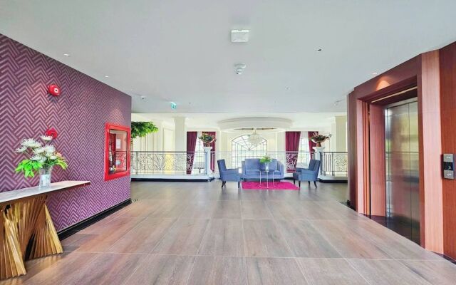Grand Lord Hotel& Residence