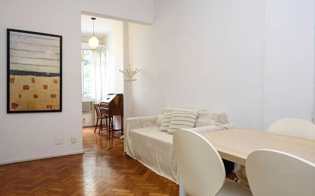 Quarto e Sala Posto 10 - RVP585-306