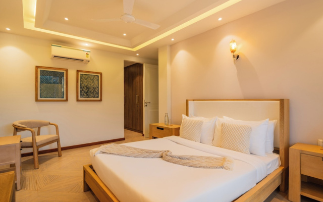 Elivaas Solace AquaVista 5BHK Villa