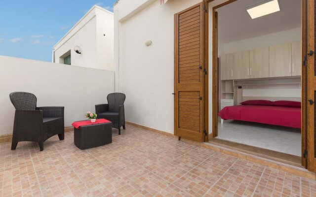 2214 Villetta Enea - Mono 1 by Barbarhouse