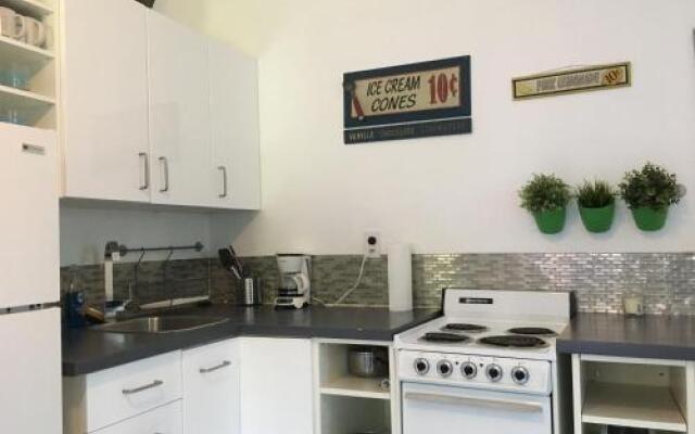 Miami 2168 Studio