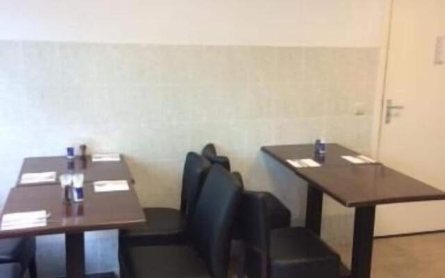 Guest House Amsterdam - Hostel