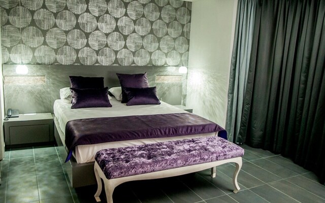 Stiletto Hotel Boutique